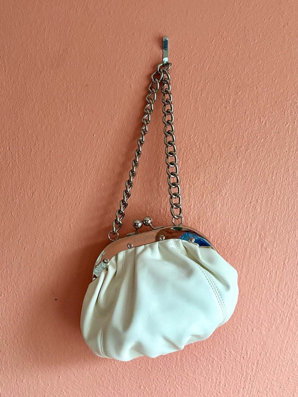 NWOT Carisa Shoulder Bag with Silver Chain. Comes with Crossbody Chain